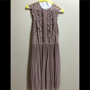H&M Lace Dress in Mauve Color